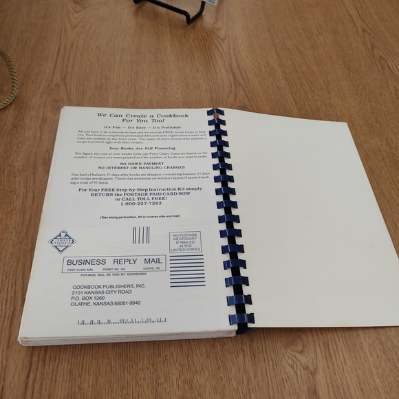 Vintage cookbook from 1991 ABCDe...licious addition any kitchen. Oak Lawn School - Picture 8 of 12